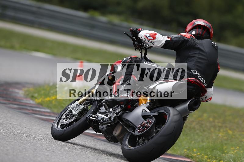 /37 28.07.2025 Dunlop Ride und Test Day ADR/Einsteiger gruen/17